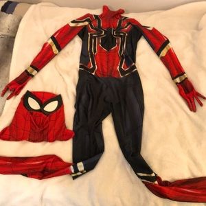 Iron Spider man costume Avengers Infinity War.